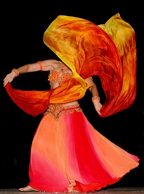Inscri&ccedil;&otilde;es abertas para oficinas gratuitas de Dan&ccedil;a &Aacute;rabe e Flamenca