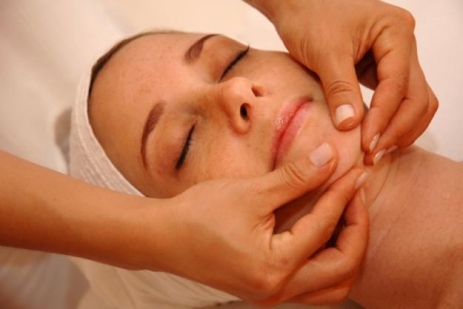 Senac oferece cursos de qualifica&ccedil;&atilde;o na &aacute;rea de est&eacute;tica