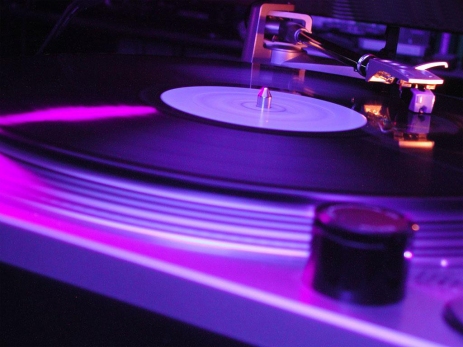 SESC prorroga para o dia 18 de mar&ccedil;o as inscri&ccedil;&otilde;es para a 2&ordf; edi&ccedil;&atilde;o do curso de Discotecagem