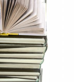 Consumidor pretende gastar, em média, R$ 330 com material escolar