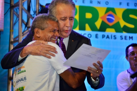 Emoção marca a formatura de 600 alunos do Pronatec em Manaus