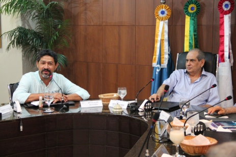 Fecomércio debate com empresários a tributação no AM