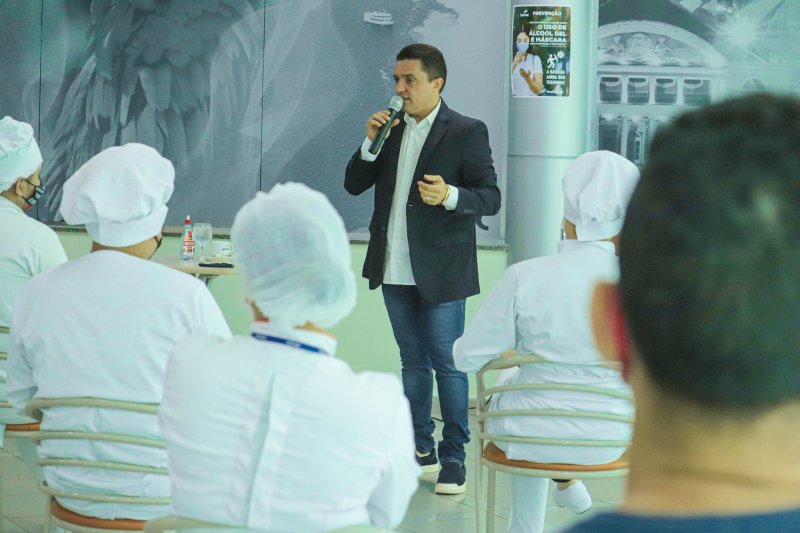 ​Empresário Maurício de Santis compartilha experiências com alunos no Senac