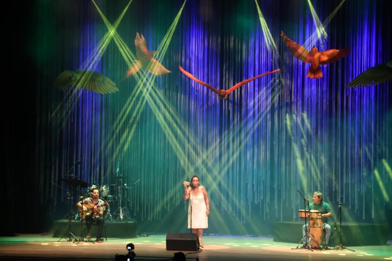 Teatro Amazonas recebe artistas regionais para Mostra de Música Canção da Mata