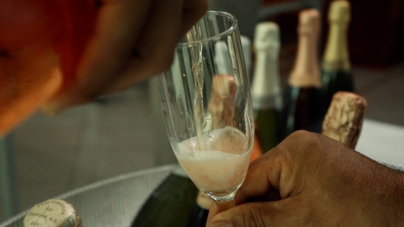 ​Senac AM oferta curso de sommelier de vinhos com foco no mercado de trabalho