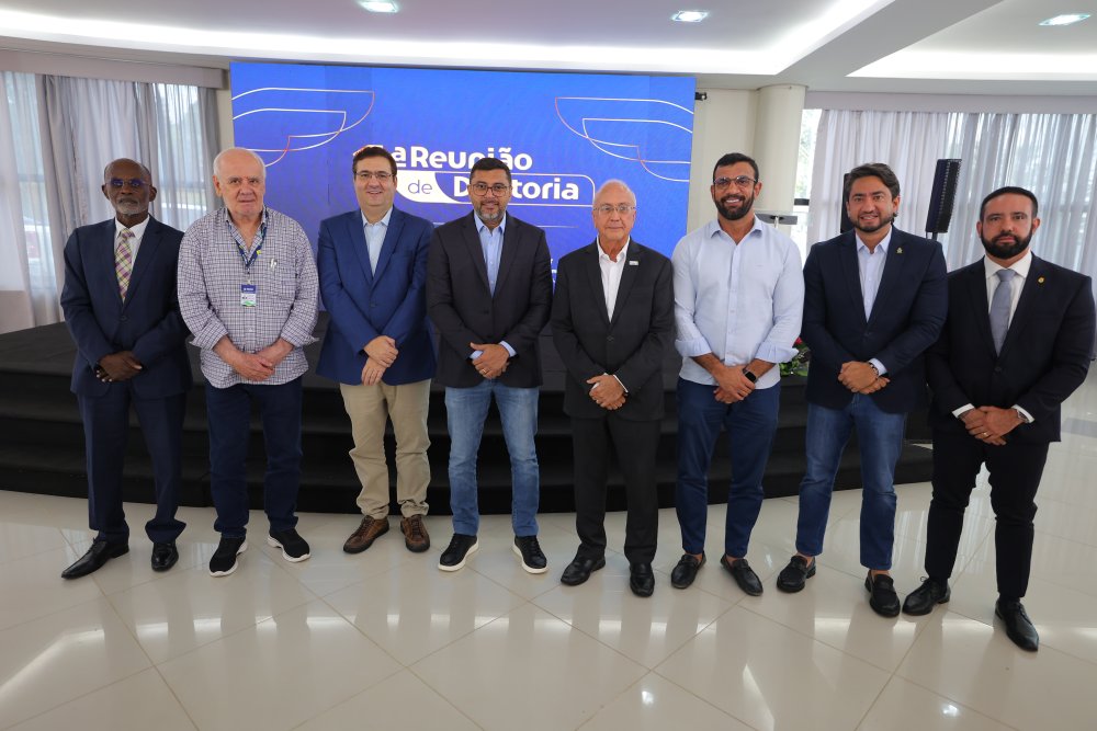 ​Fecom&eacute;rcio AM re&uacute;ne lideran&ccedil;as e Governo do Estado para debater economia e Reforma Tribut&aacute;ria