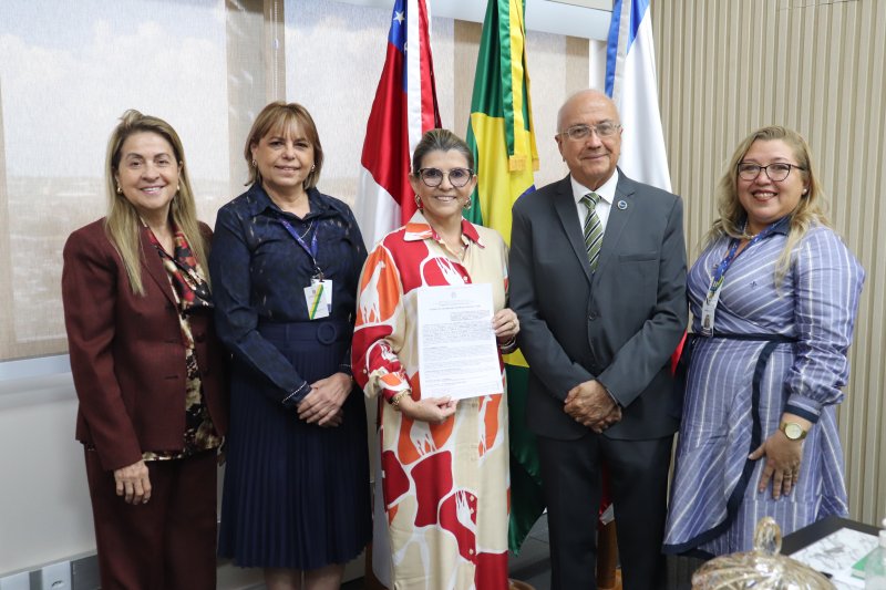 TJAM e Senac firmam cooperação para oferta de cursos a mulheres ligadas ao Projeto Reconstruindo Trajetórias