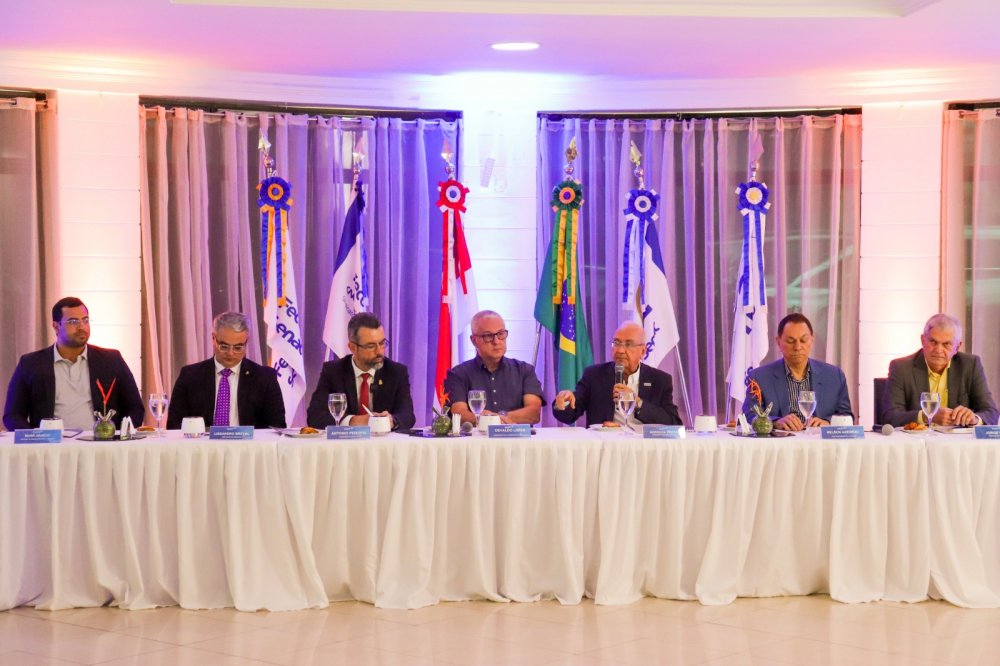 ​Fecomércio AM mobiliza empresários e autoridades em prol da reconstrução da BR-319