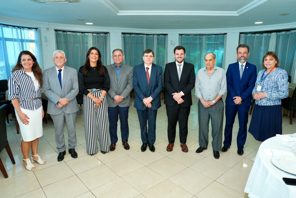 Tadros recebe prefeito de Manaus para discutir pautas de interesse do setor terciário